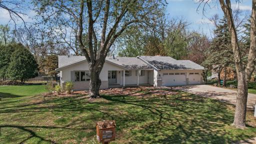 5400 Malibu Drive, Minneapolis, MN 55436