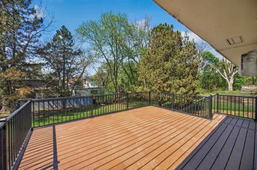 5400 Malibu Drive, Minneapolis, MN 55436