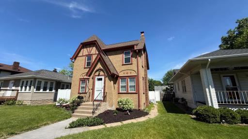141 6th Avenue S, South Saint Paul, MN 55075
