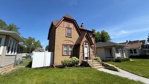 141 6th Avenue S, South Saint Paul, MN 55075
