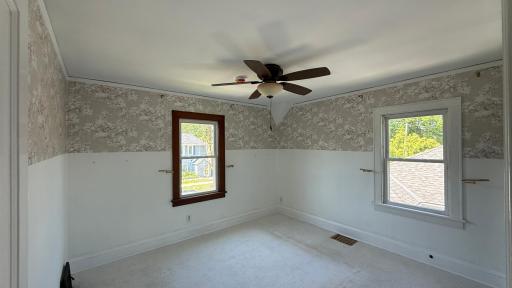 141 6th Avenue S, South Saint Paul, MN 55075