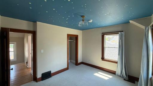 141 6th Avenue S, South Saint Paul, MN 55075