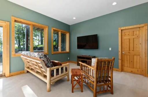 10580 Pine Song Drive, Nisswa, MN 56468