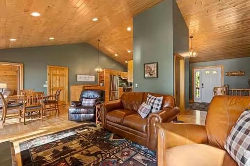 10580 Pine Song Drive, Nisswa, MN 56468