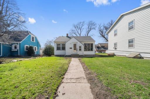 1014 Hawthorne Street, Alexandria, MN 56308