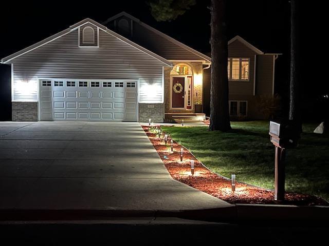 Front Landscaping Lighting