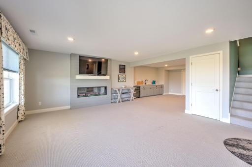 1292 Naser Way, New Richmond, WI 54017