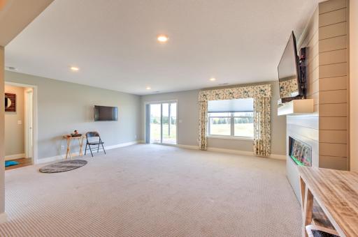 1292 Naser Way, New Richmond, WI 54017