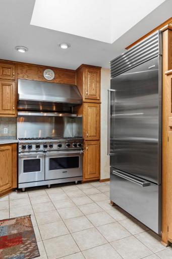 5946 W Bald Eagle Boulevard, Saint Paul, MN 55110