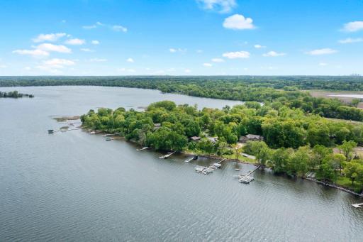5946 W Bald Eagle Boulevard, Saint Paul, MN 55110