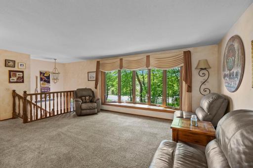 5946 W Bald Eagle Boulevard, Saint Paul, MN 55110