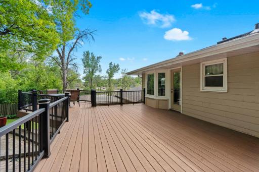 5946 W Bald Eagle Boulevard, Saint Paul, MN 55110