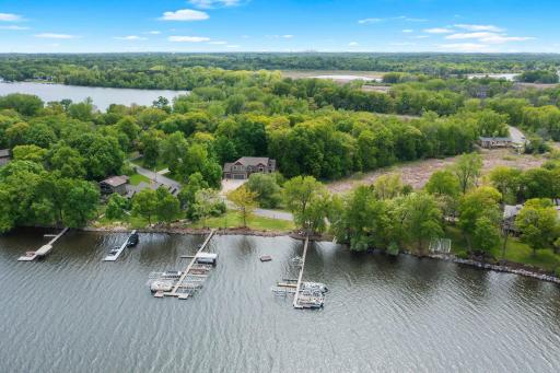 5946 W Bald Eagle Boulevard, Saint Paul, MN 55110