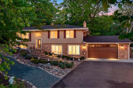 5946 W Bald Eagle Boulevard, Saint Paul, MN 55110
