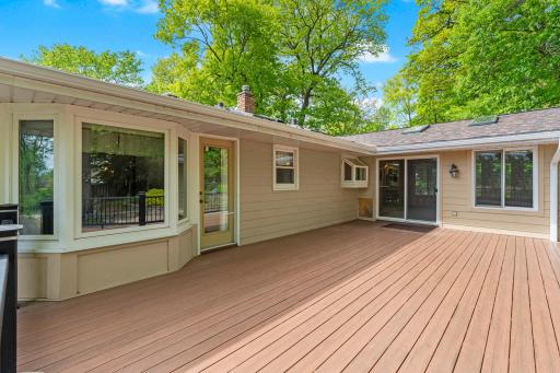 5946 W Bald Eagle Boulevard, Saint Paul, MN 55110