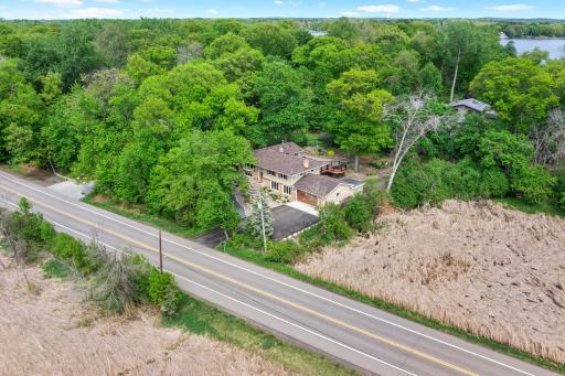 5946 W Bald Eagle Boulevard, Saint Paul, MN 55110