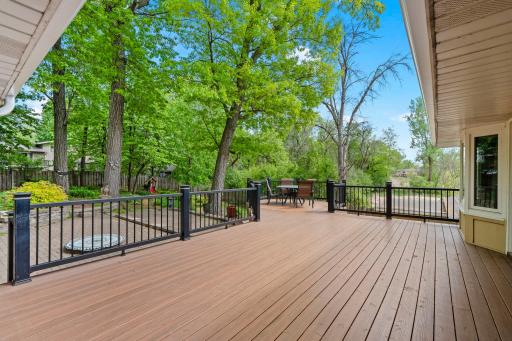 5946 W Bald Eagle Boulevard, Saint Paul, MN 55110