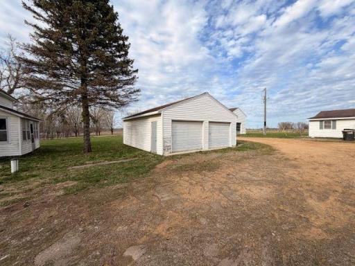 58569 Kirkwood Road, Mankato, MN 56001