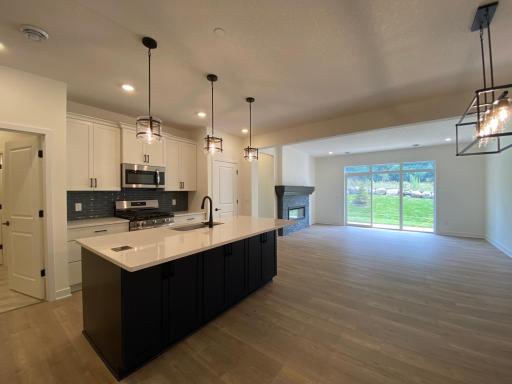 13788 Hollybrook Circle, Apple Valley, MN 55124