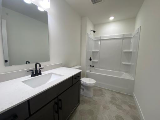 13788 Hollybrook Circle, Apple Valley, MN 55124