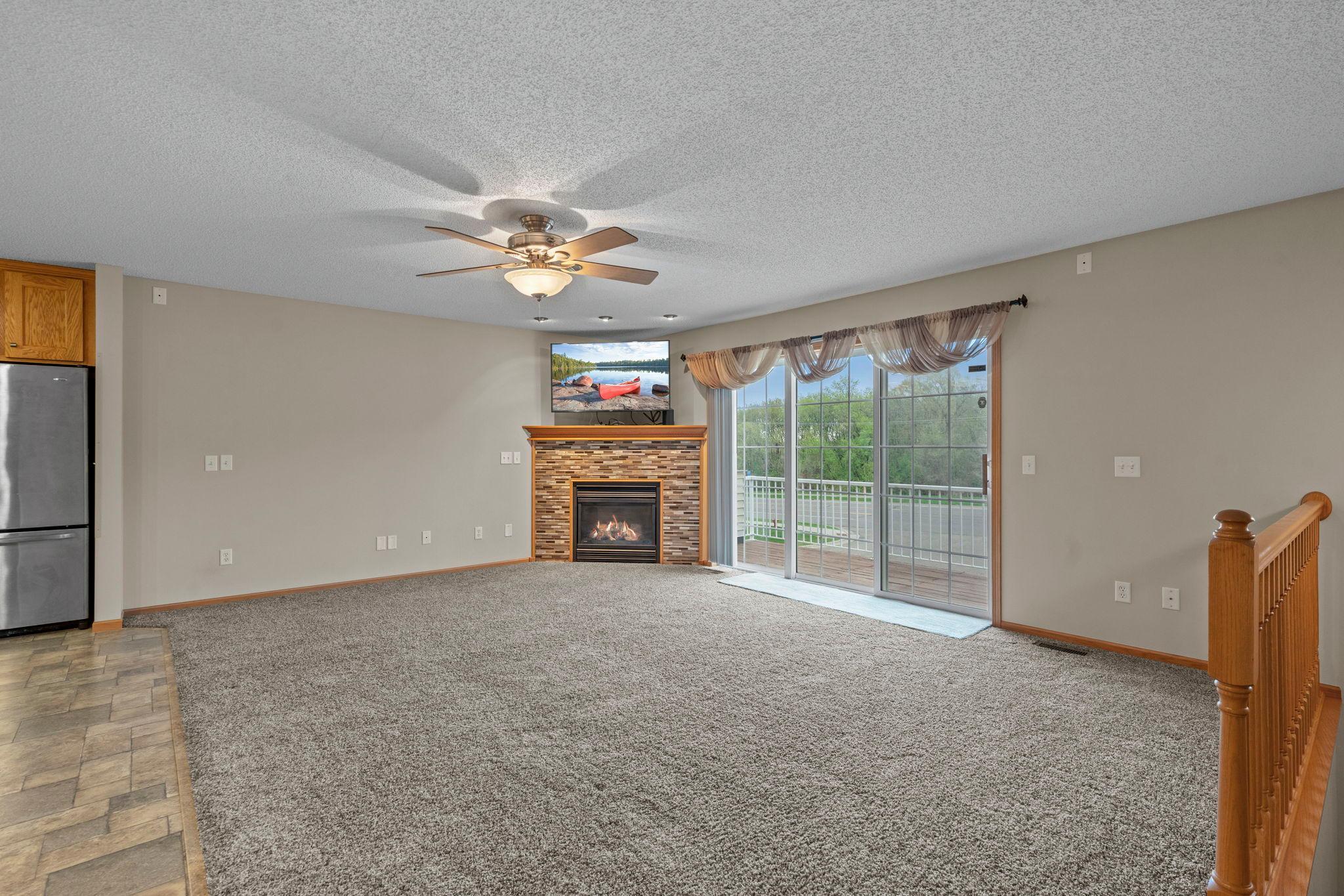 Living room - Main level