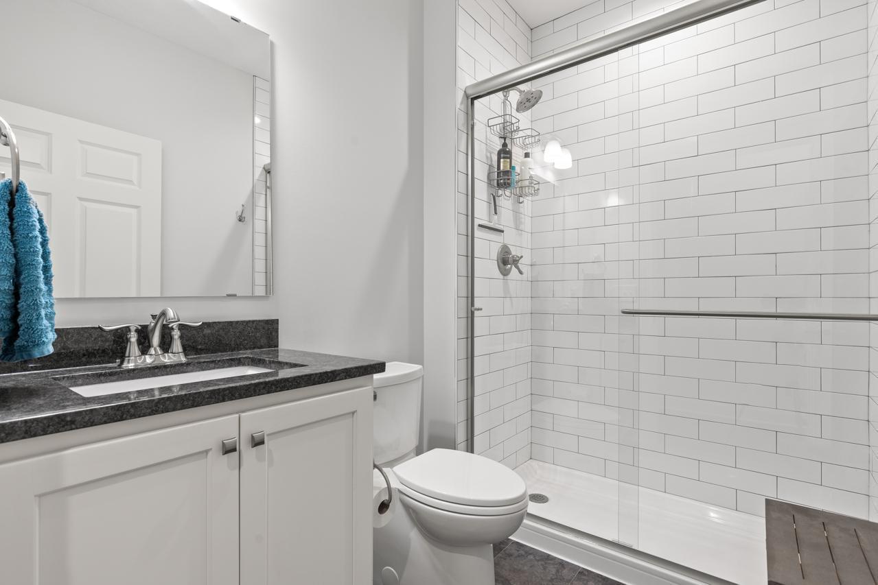 Main floor 3/4 bathroom