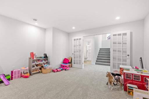 Versatile flex room for gym, office, or hobby space