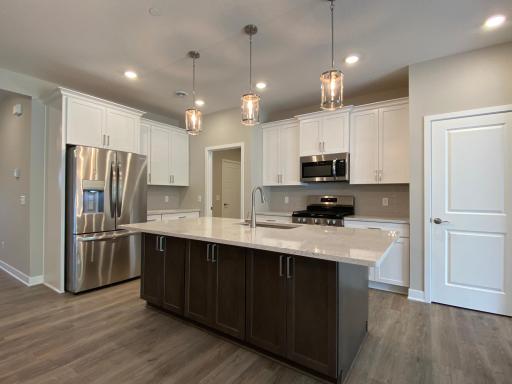 13792 Hollybrook Circle, Apple Valley, MN 55124