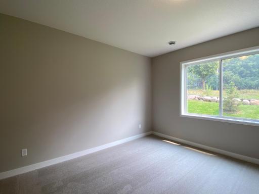 13792 Hollybrook Circle, Apple Valley, MN 55124