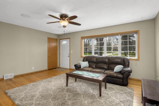 2293 Golfview Drive, Saint Paul, MN 55110
