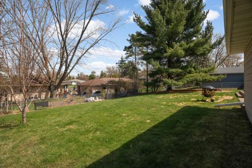 2293 Golfview Drive, Saint Paul, MN 55110