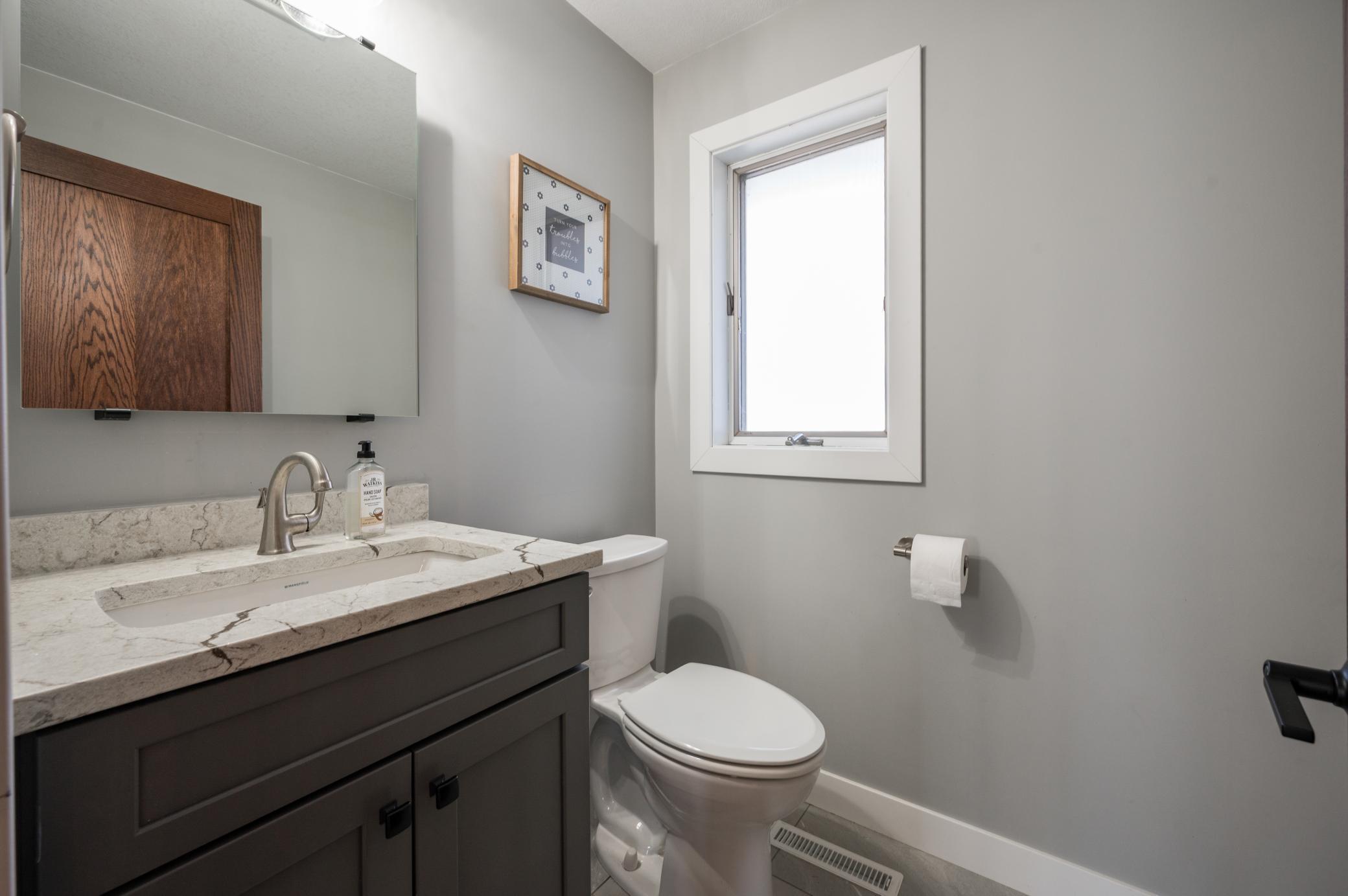 19817 Dogwood Rd Lake Crystal MN-25.jpg