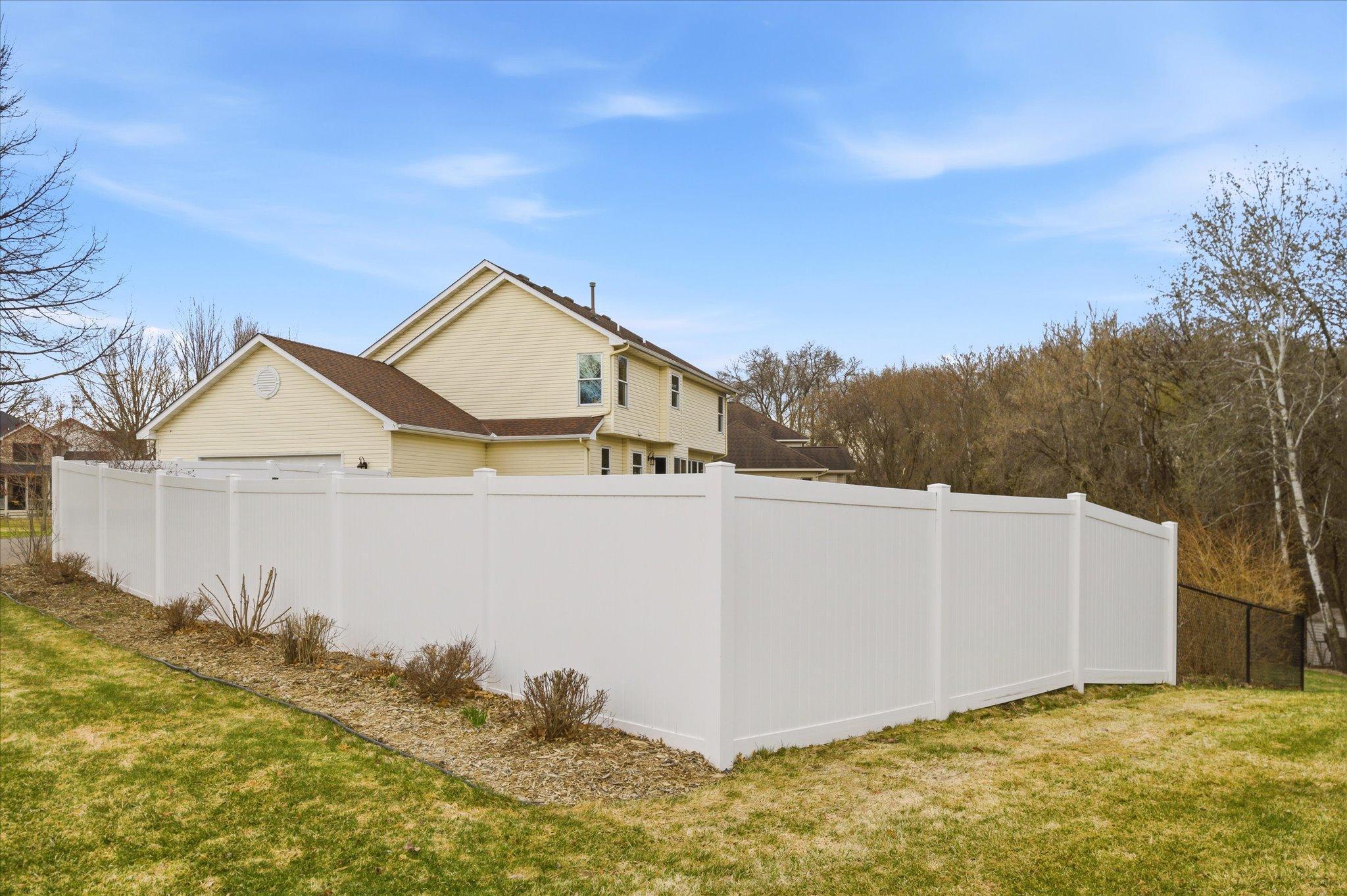 06-19542 Upland St NW [2970167]- 006.jpg