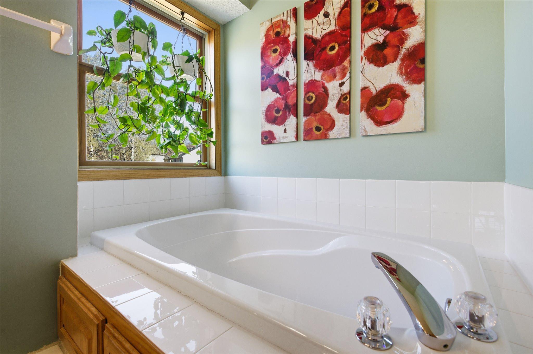 32-19542 Upland St NW [2973929]- 027.jpg