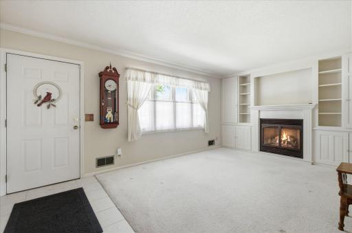 2273 Pleasant View Drive, Saint Paul, MN 55112