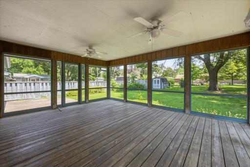 2273 Pleasant View Drive, Saint Paul, MN 55112