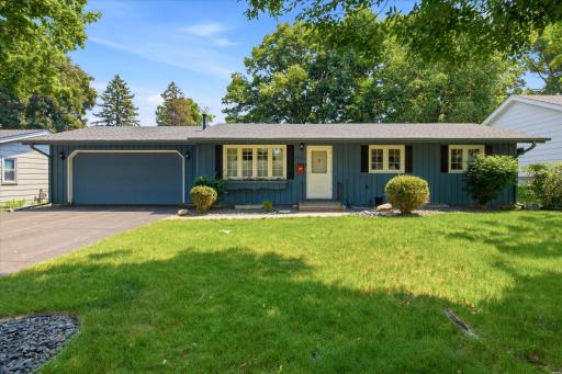 2273 Pleasant View Drive, Saint Paul, MN 55112