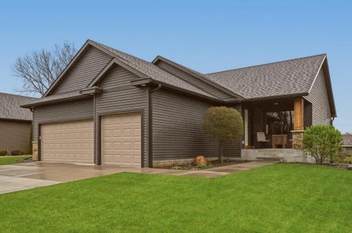 3911 Sunnydale Lane SE, Rochester, MN 55904