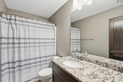 3911 Sunnydale Lane SE, Rochester, MN 55904