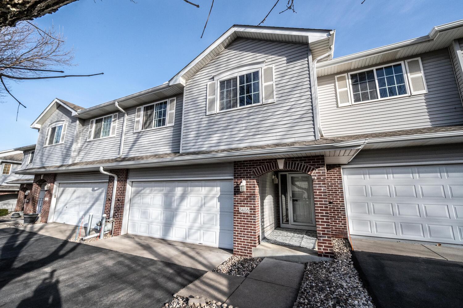 Great location near Prior Lake!