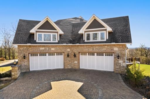 1505 Neal Avenue Court N, Lake Elmo, MN 55042
