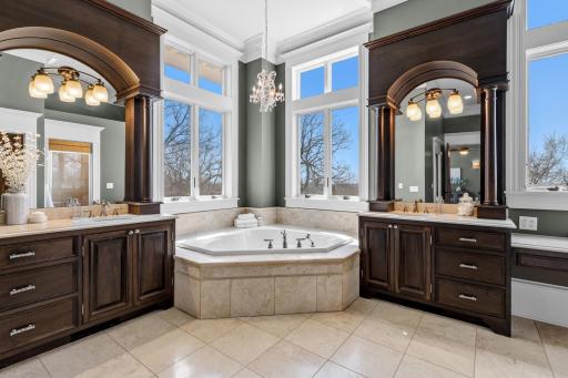 1505 Neal Avenue Court N, Lake Elmo, MN 55042