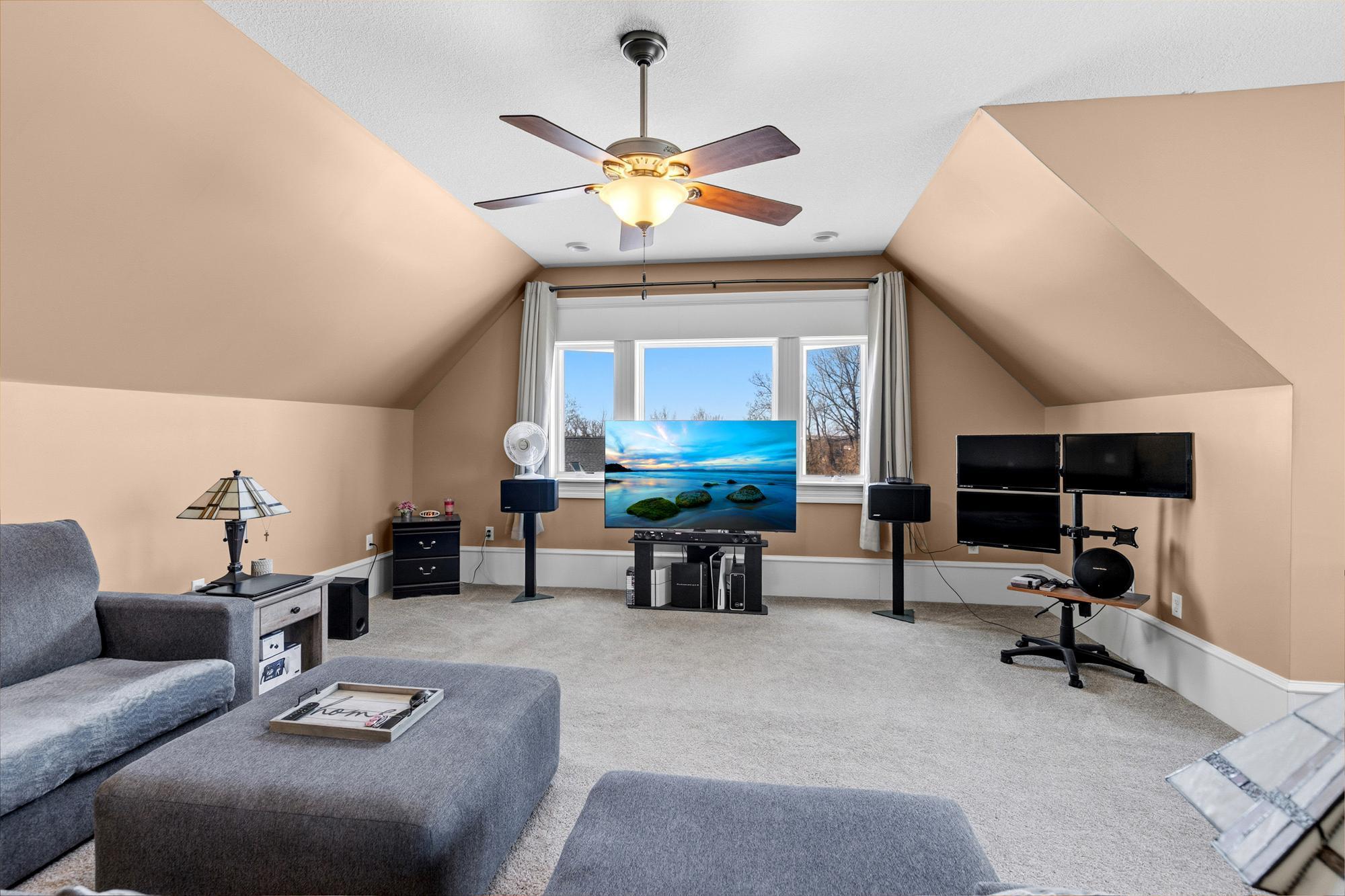 11.0 - Apartment.jpg