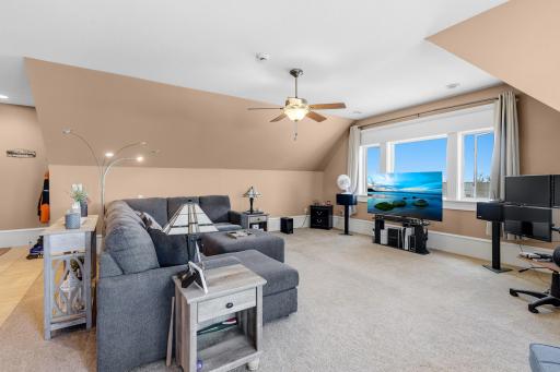 1505 Neal Avenue Court N, Lake Elmo, MN 55042