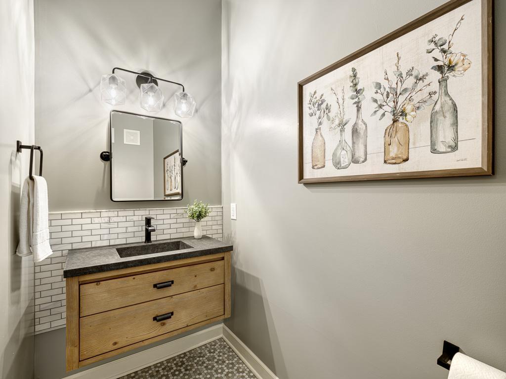 Fully renovated 1/2 bath is perfect for guests!