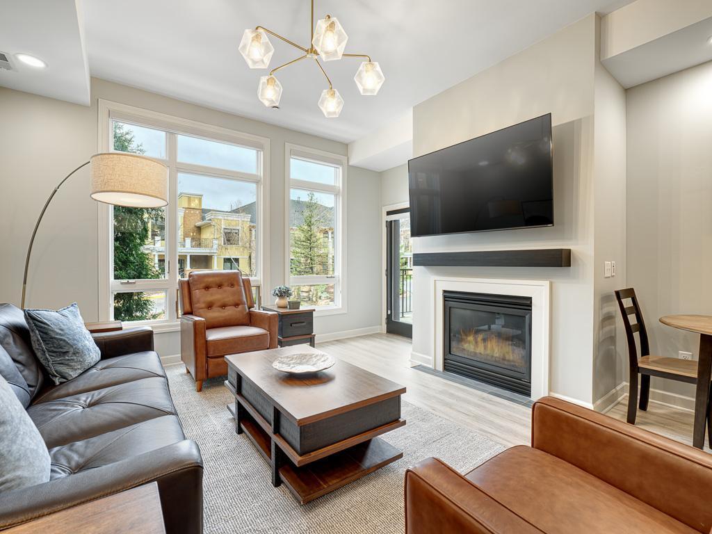 Welcome to 701 Linden Street!