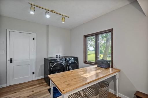 12406 Highway 212, Glencoe, MN 55336