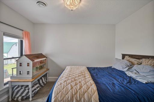 12406 Highway 212, Glencoe, MN 55336