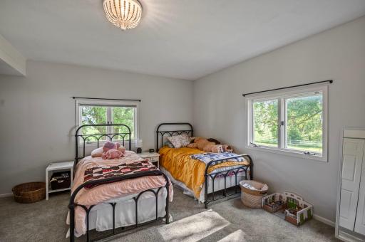 12406 Highway 212, Glencoe, MN 55336