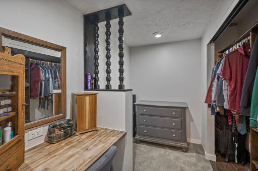 12406 Highway 212, Glencoe, MN 55336